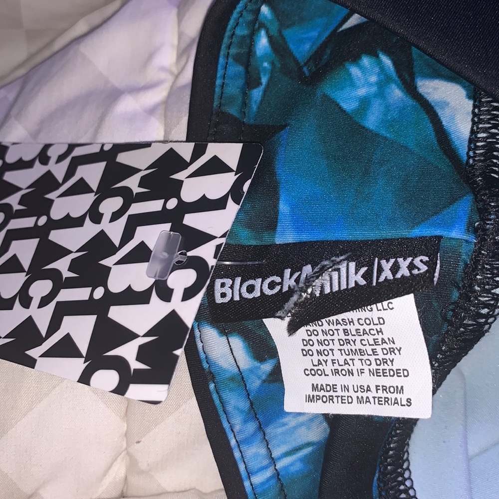 Blackmilk Teal Crystal Spikes Combat Capri Workout Leggings - Picture 5 of 5